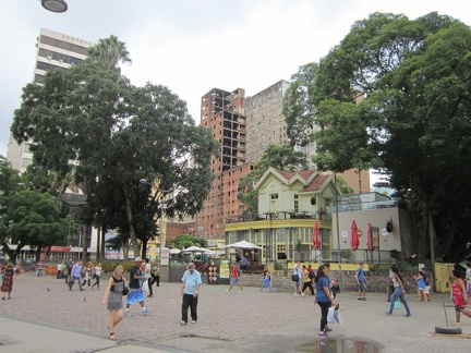 Porto Alegre - Chalet in XV de Novembro town square